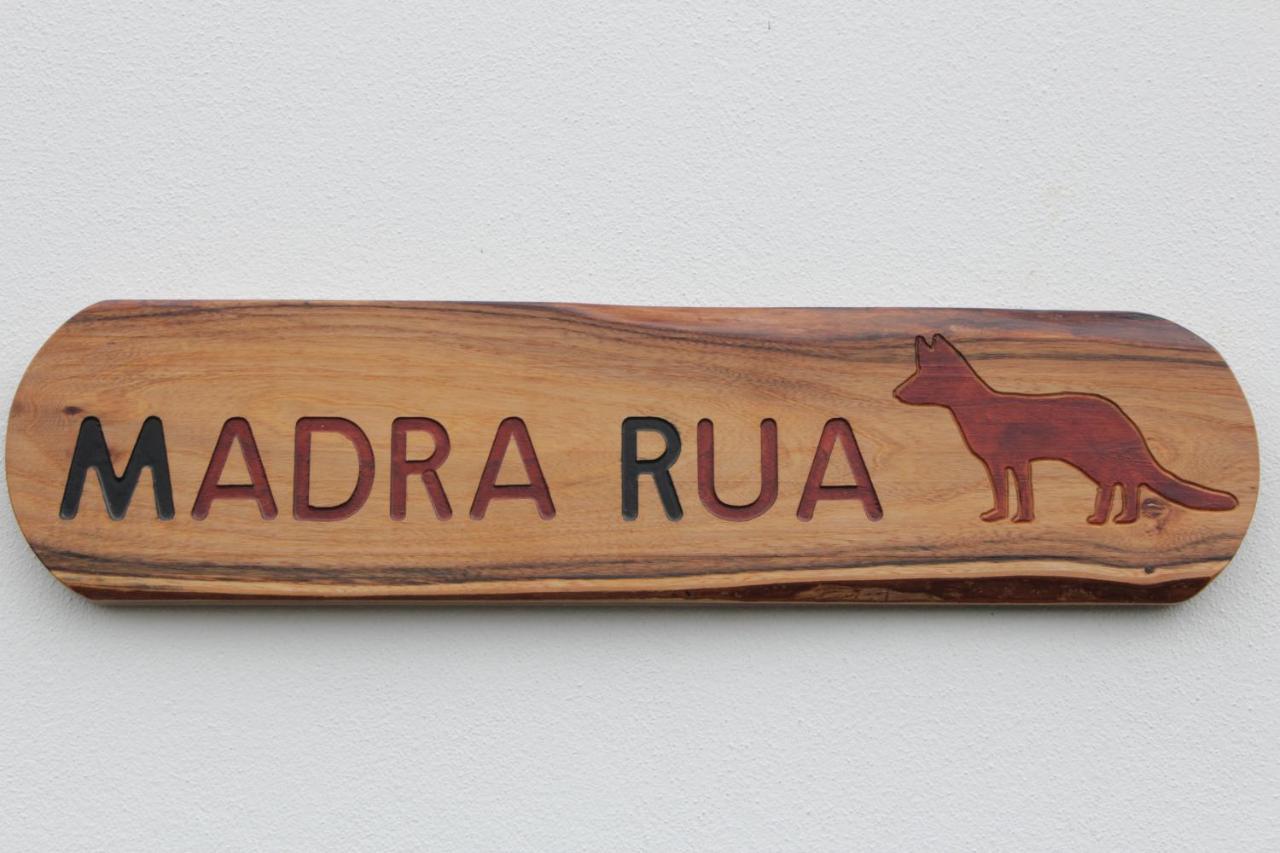 Madra Rua Organic Accommodation Балліліффін Екстер'єр фото