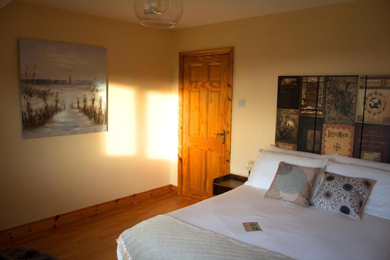 Madra Rua Organic Accommodation Балліліффін Екстер'єр фото